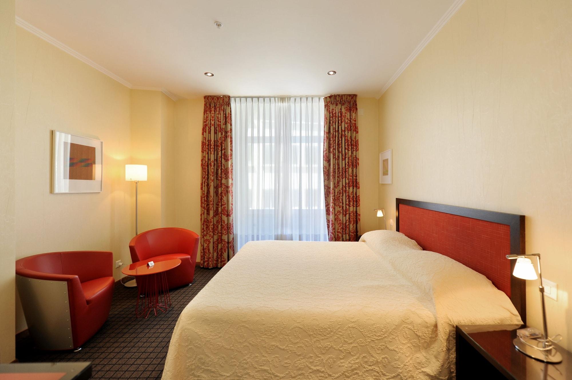 होटल Victoria 4*